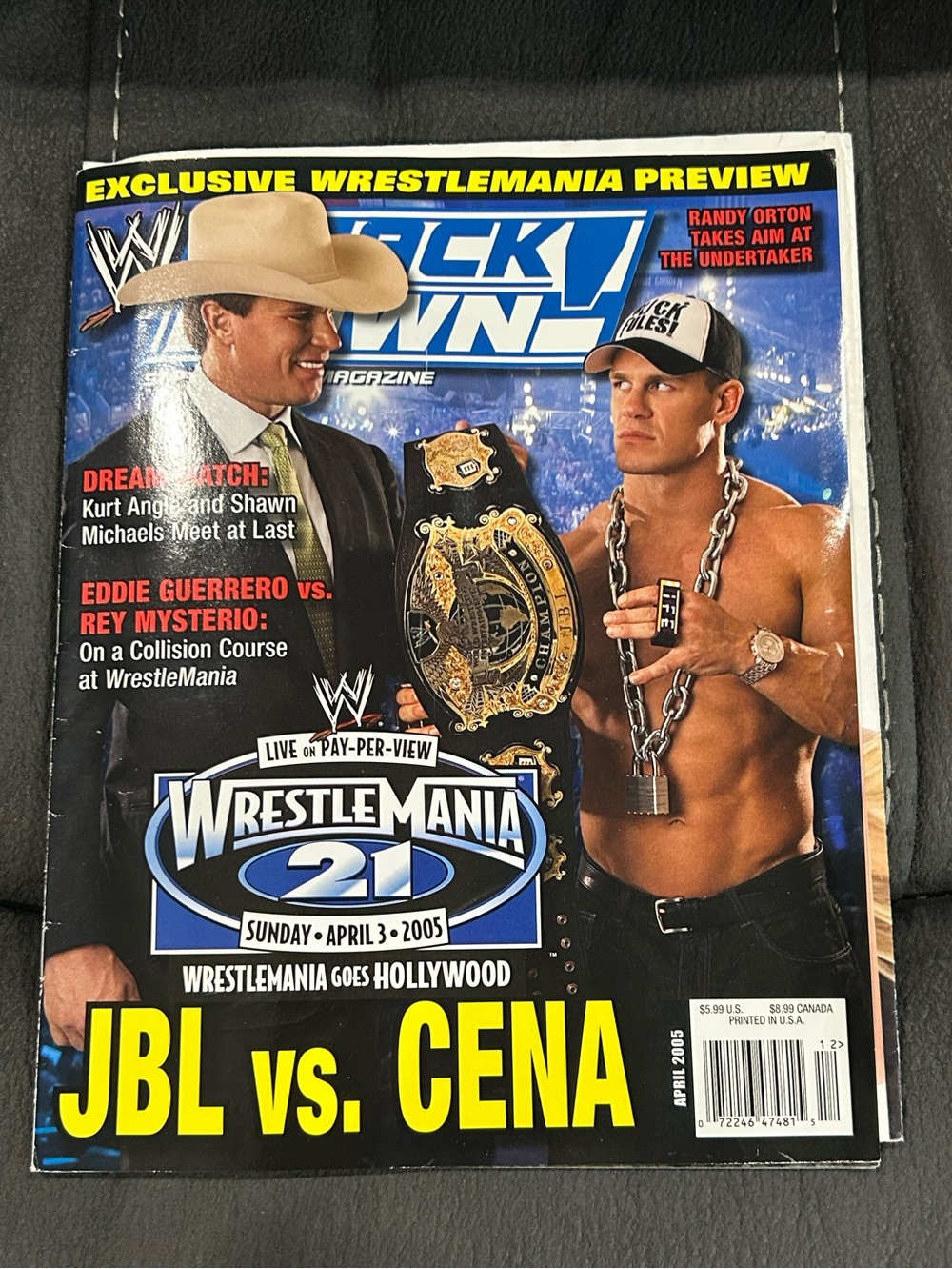 WWE magazine - April 2005